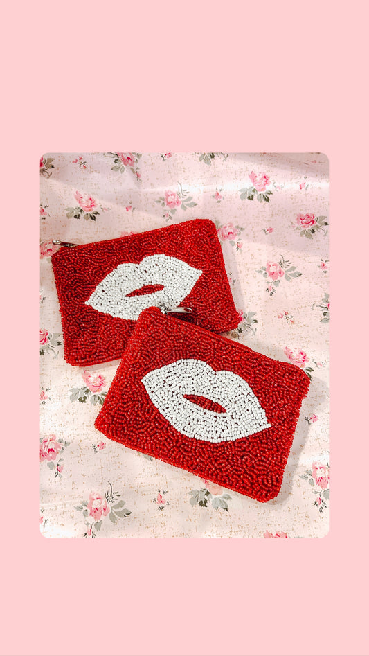 Beaded lip coin purse